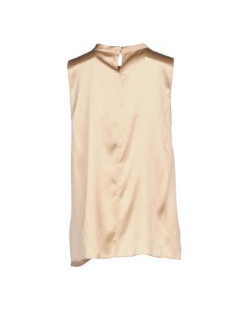 Топ BRUNELLO CUCINELLI