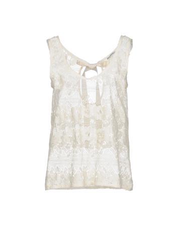 Топ RUE•8ISQUIT