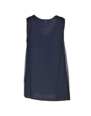 Топ WEEKEND MAX MARA