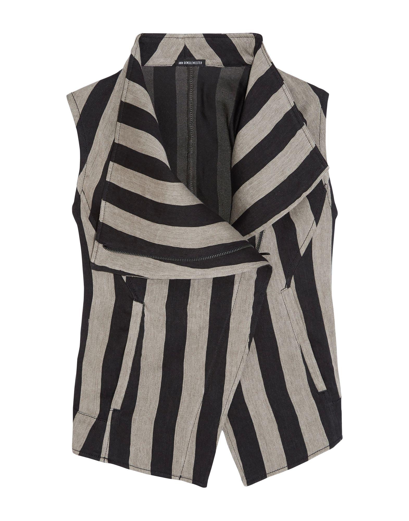 Топ ANN DEMEULEMEESTER