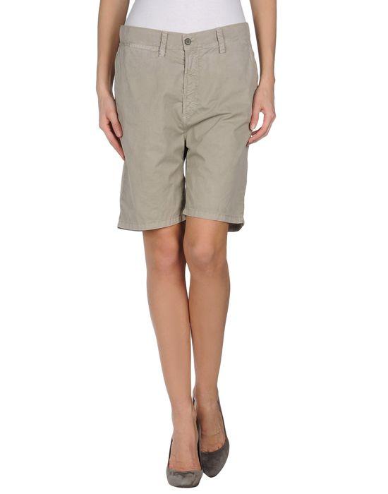 Бермуды  -  цвет