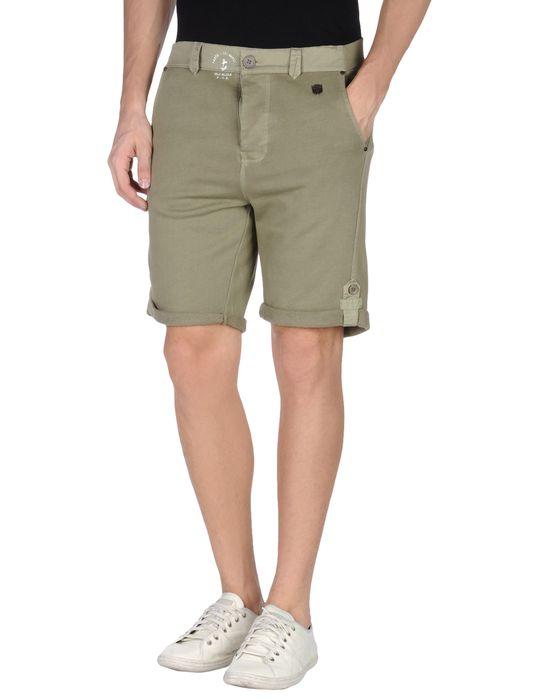 Бермуды  -  цвет