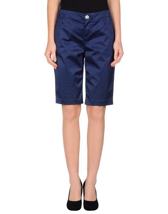 Бермуды  -  цвет