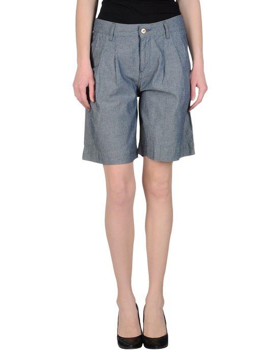 Бермуды  -  цвет