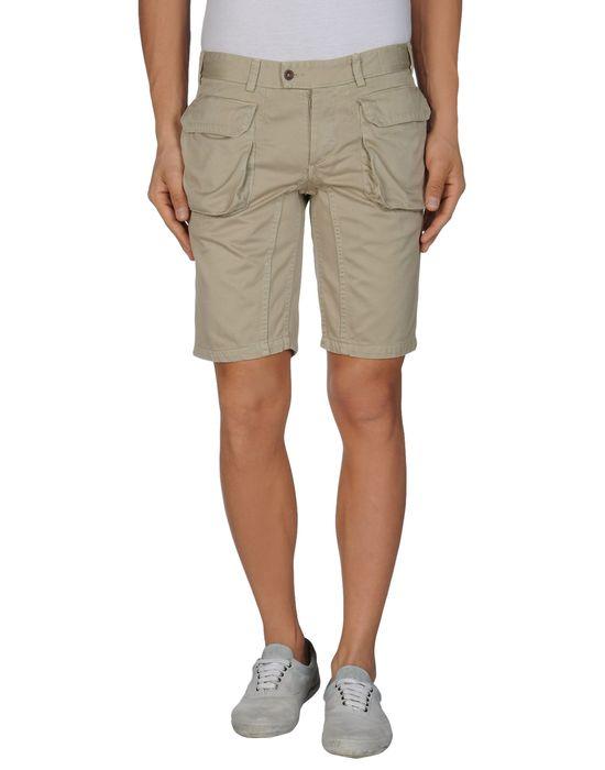 Бермуды  -  цвет