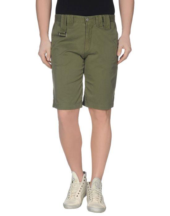 Бермуды  -  цвет