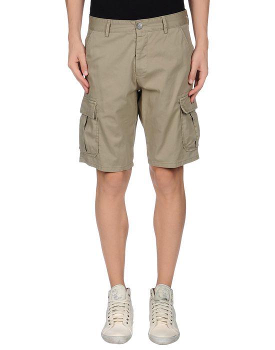 Бермуды  -  цвет