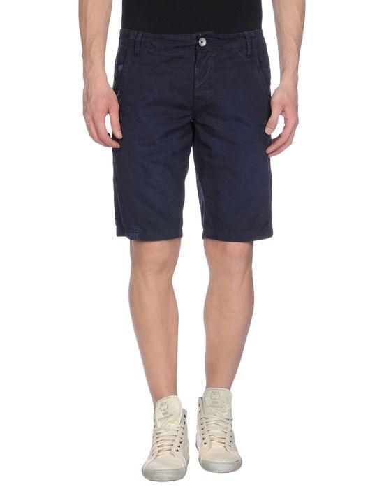 Бермуды  -  цвет