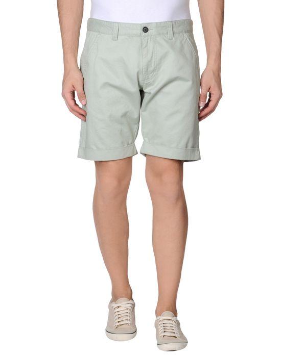 Бермуды  -  цвет