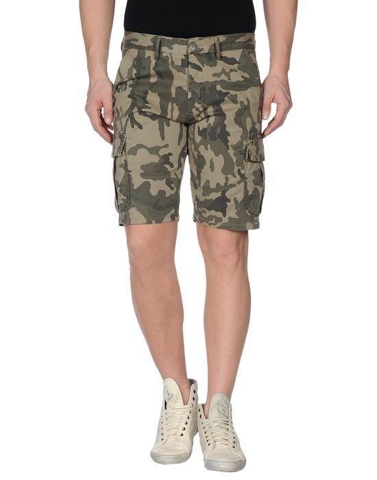 Бермуды  -  цвет