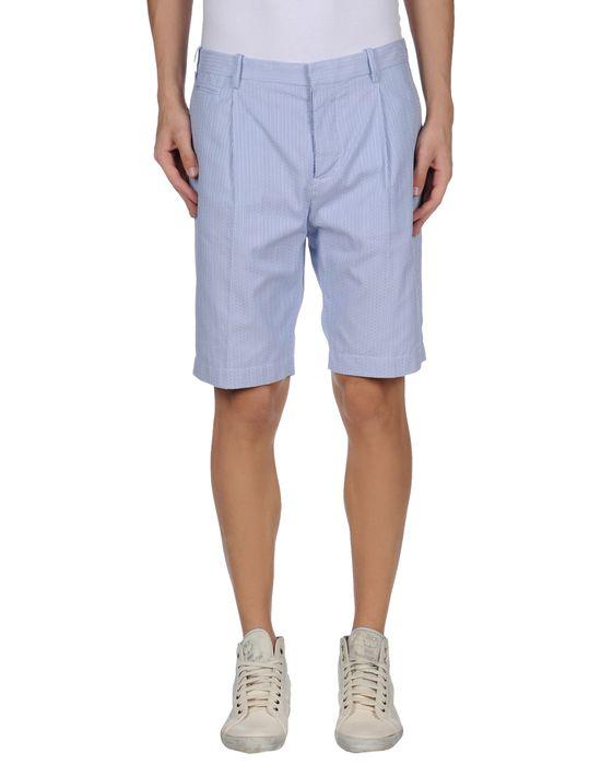 Бермуды  -  цвет