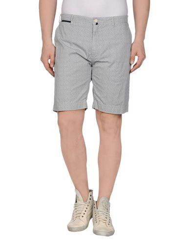 Бермуды  -  цвет