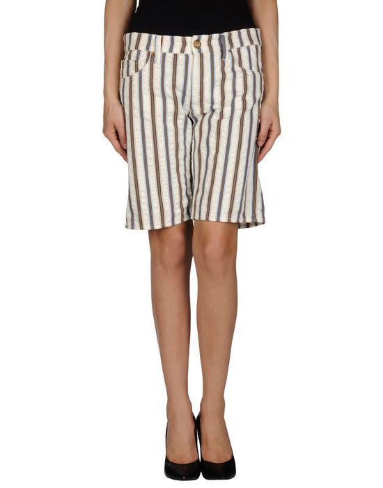 Бермуды  -  цвет