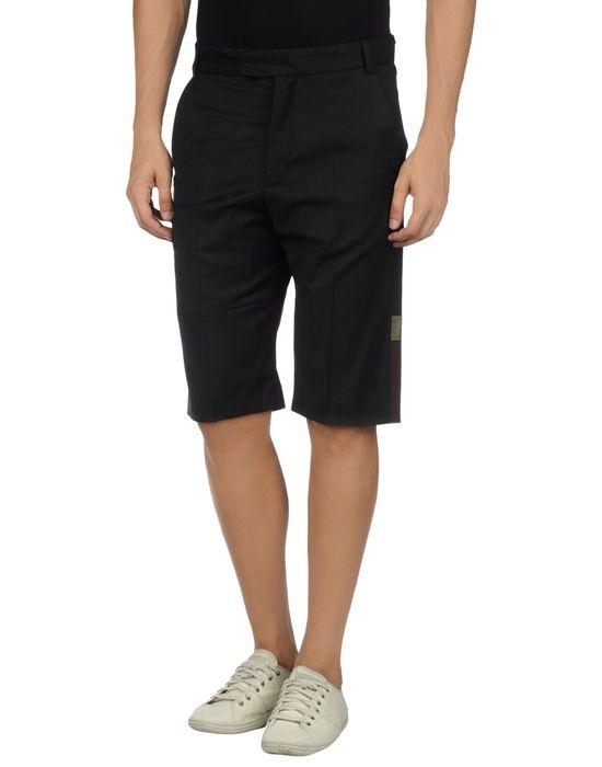 Бермуды  -  цвет