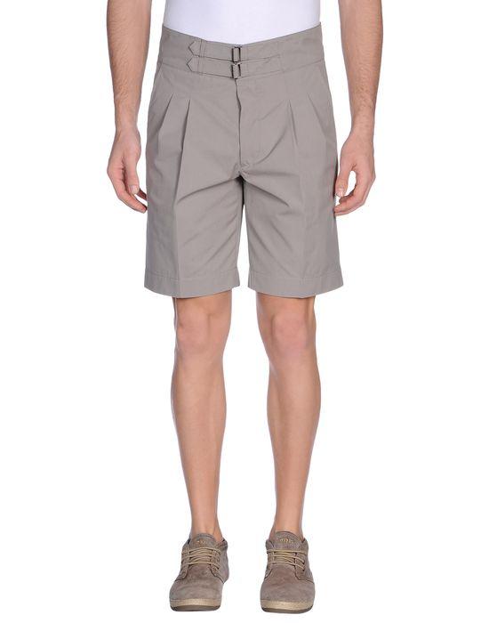 Бермуды  -  цвет