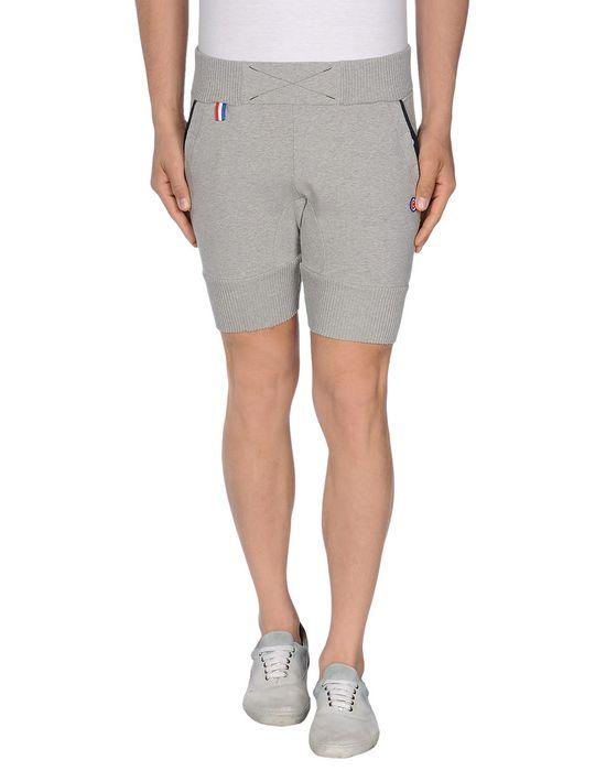 Бермуды  -  цвет