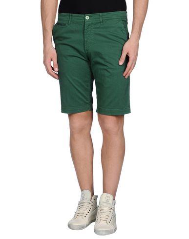 Бермуды  -  цвет