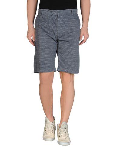 Бермуды  -  цвет