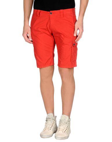 Бермуды  -  цвет