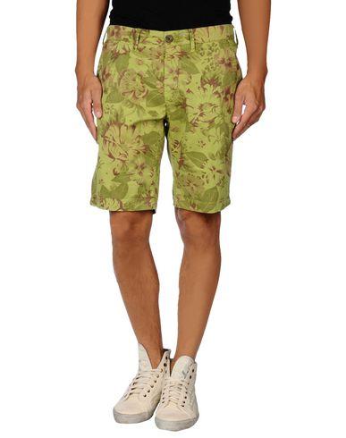 Бермуды  -  цвет