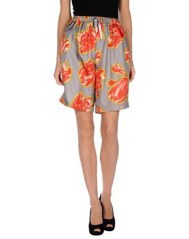 Бермуды  -  цвет