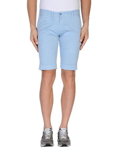 Бермуды  -  цвет