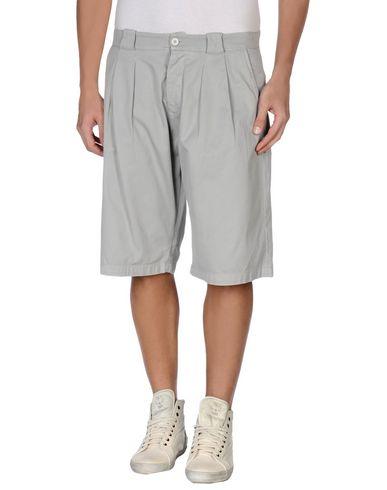 Бермуды  -  цвет