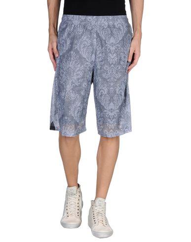 Бермуды  -  цвет