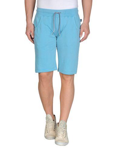 Бермуды  -  цвет