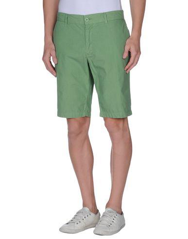 Бермуды  -  цвет