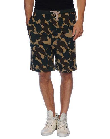 Бермуды  -  цвет