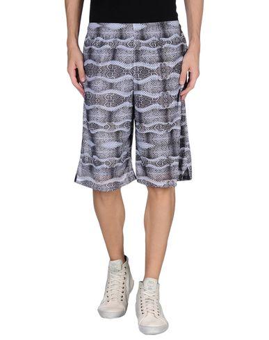 Бермуды  -  цвет