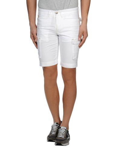 Бермуды  -  цвет