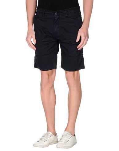 Бермуды  -  цвет