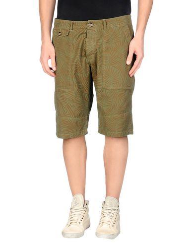 Бермуды  -  цвет