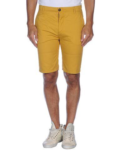 Бермуды  -  цвет