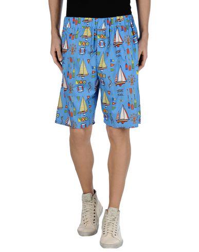 Бермуды  -  цвет