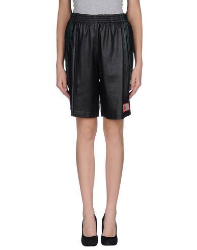 Бермуды  -  цвет