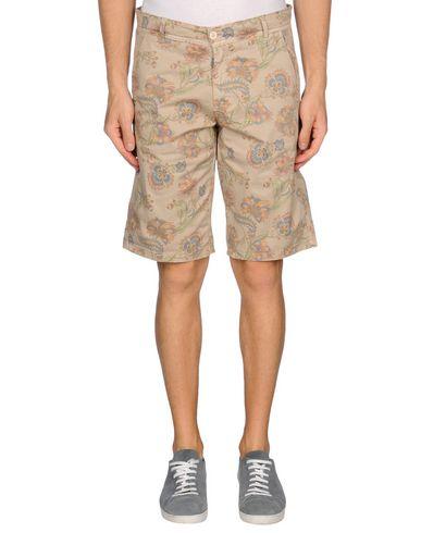 Бермуды  -  цвет