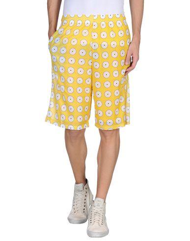 Бермуды  -  цвет