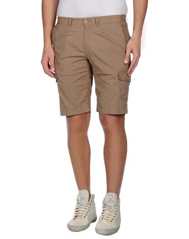 Бермуды  -  цвет