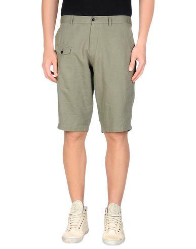 Бермуды  -  цвет