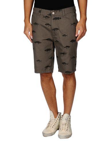 Бермуды  -  цвет