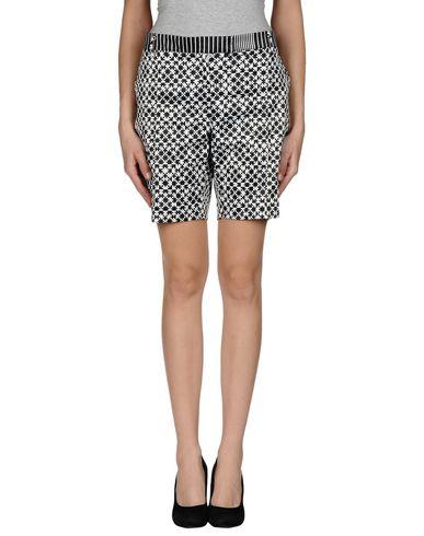 Бермуды  -  цвет