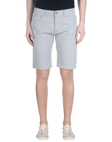 Бермуды  -  цвет