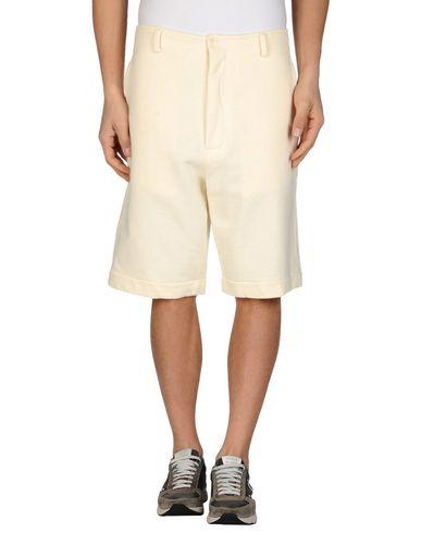 Бермуды  -  цвет