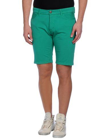 Бермуды  -  цвет