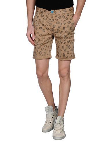 Бермуды  -  цвет