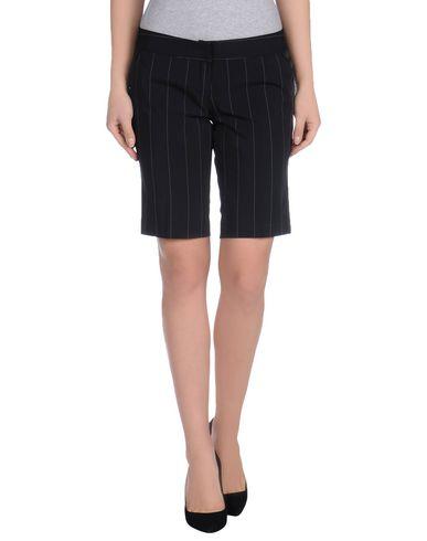 Бермуды  -  цвет