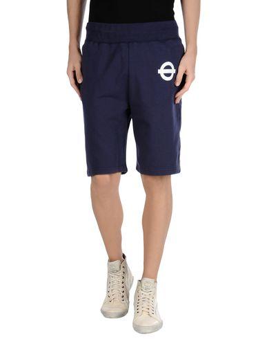 Бермуды  -  цвет